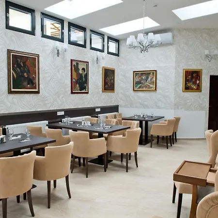 托尔迪坲加多旅馆 4* 托卡伊