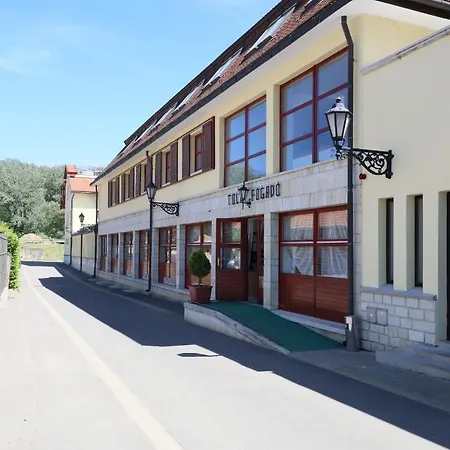 Toldi Fogado Hotel Tokaj