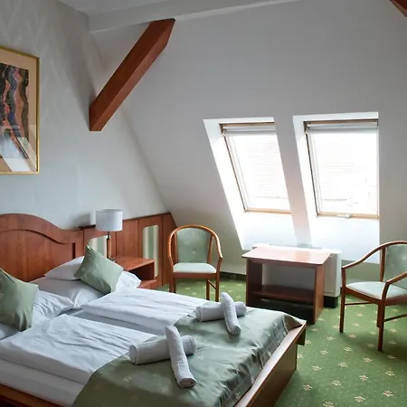 Hotel Toldi Fogado 4*